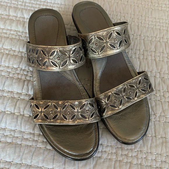 Naot Shoes - NAOT Slip On Sandals Size 37 EUC